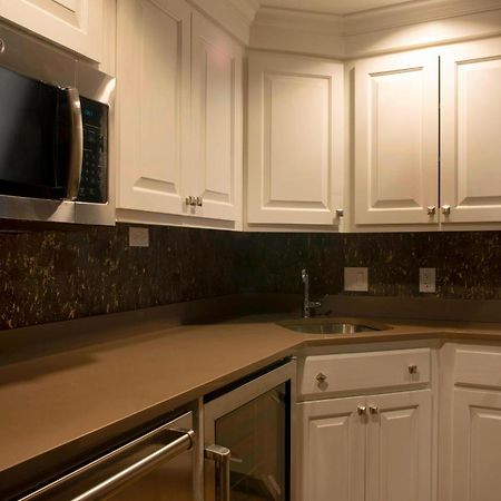 Winston-Salem Marriott Hotel Bagian luar foto