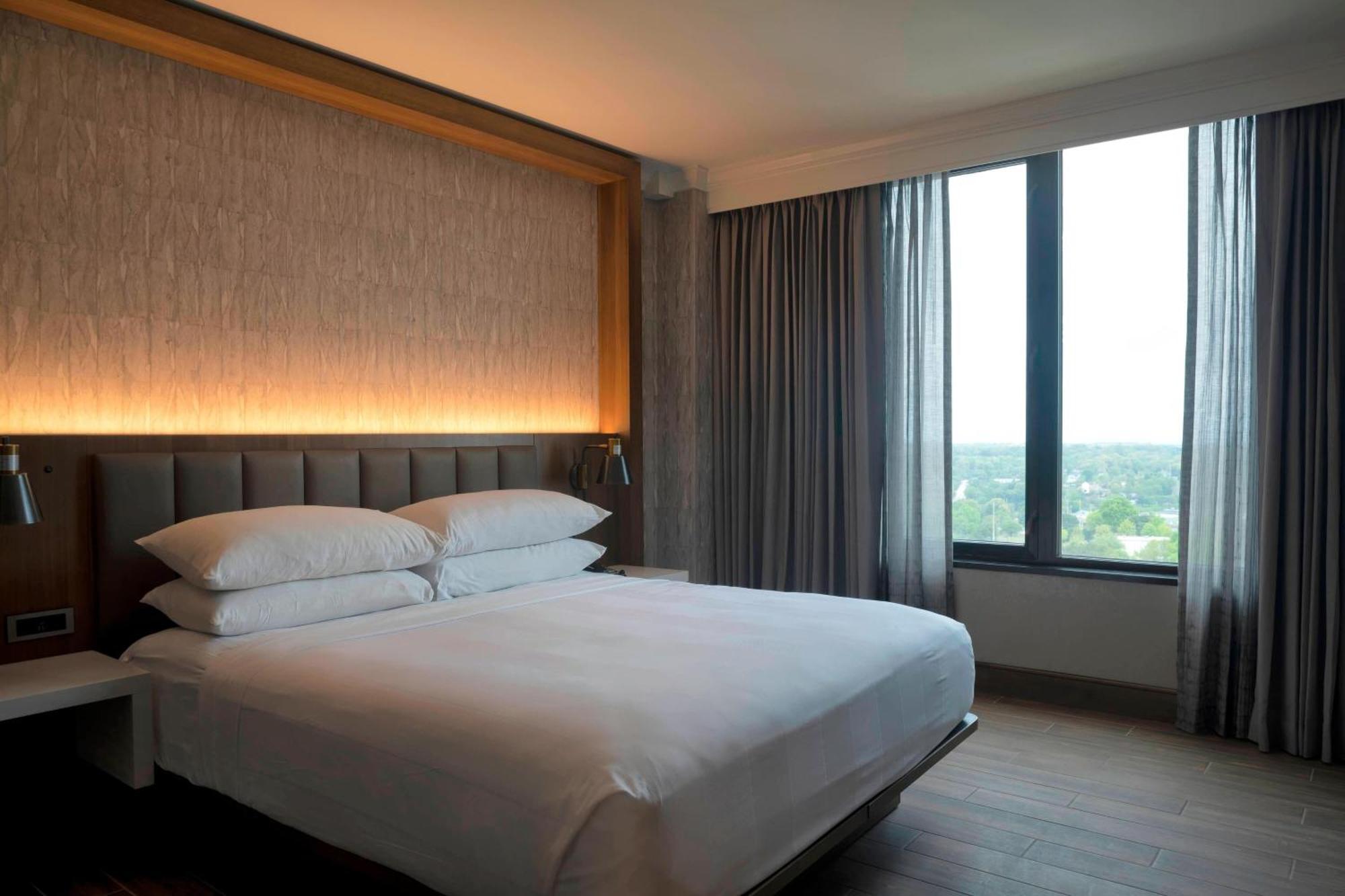Winston-Salem Marriott Hotel Bagian luar foto