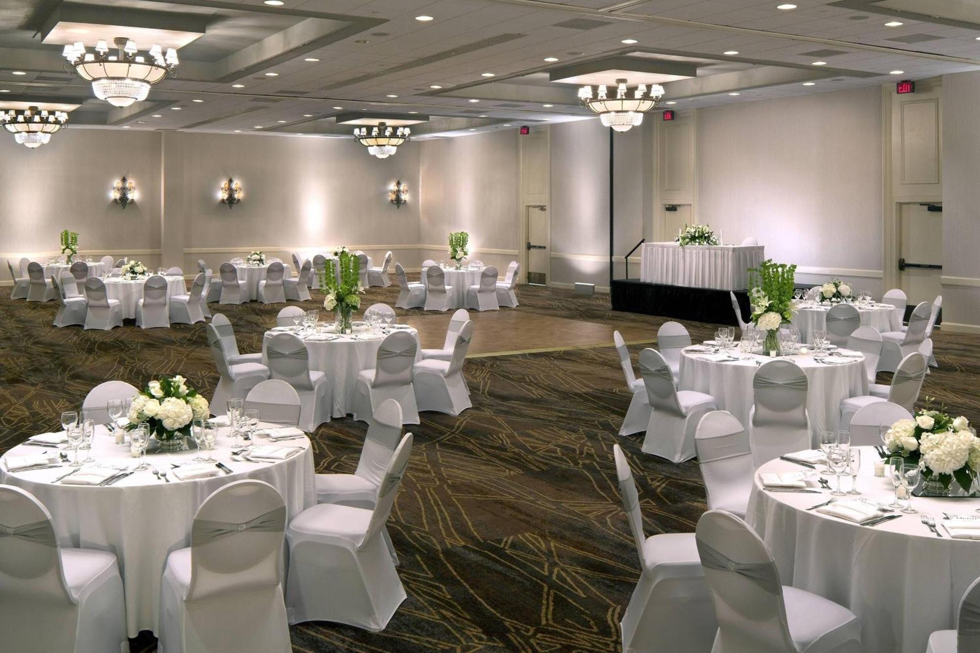 Winston-Salem Marriott Hotel Bagian luar foto