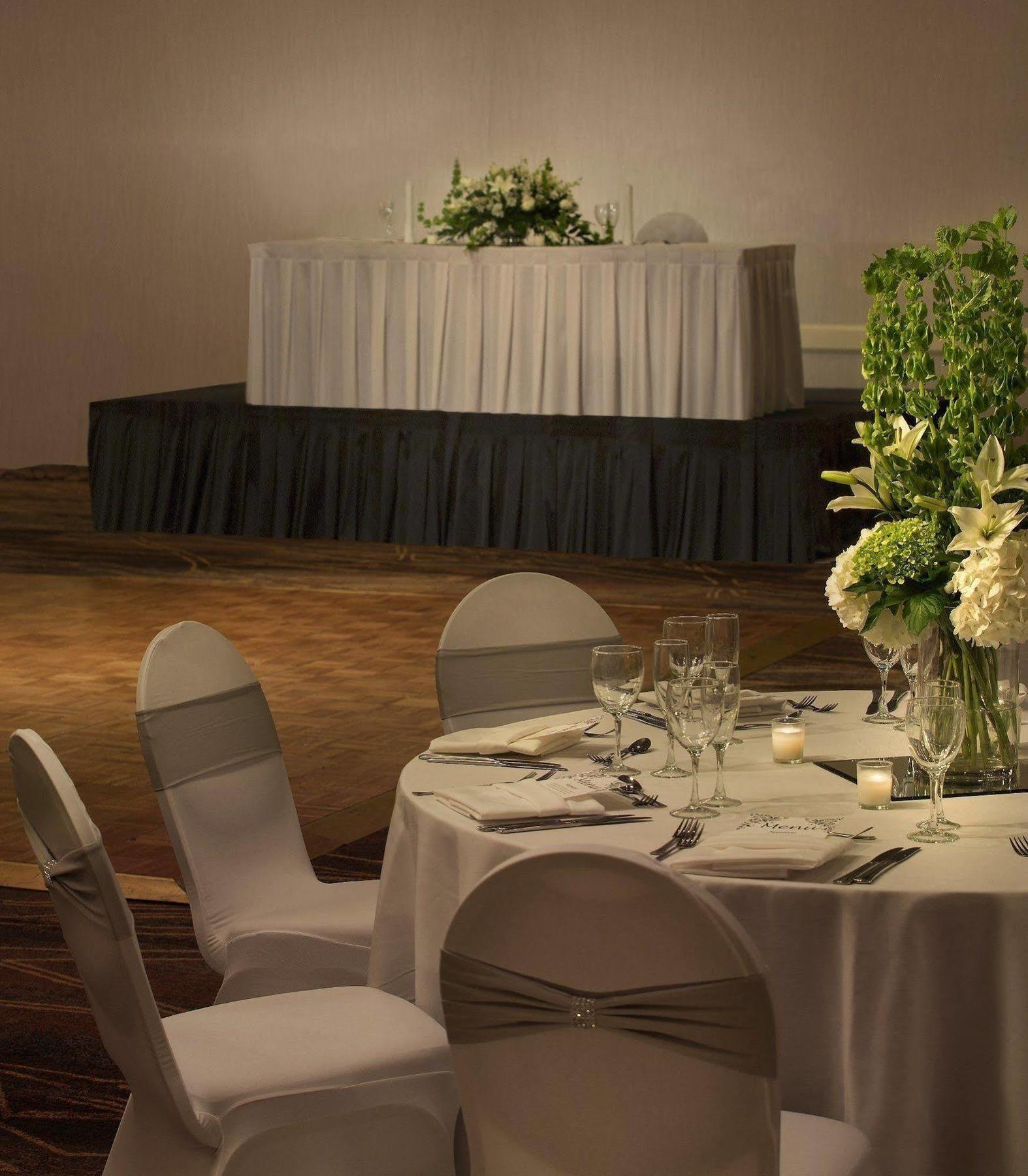 Winston-Salem Marriott Hotel Bagian luar foto